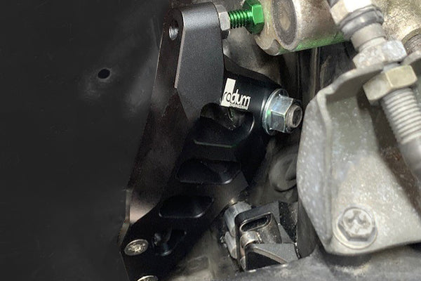 Radium billet master cylinder brace for Nissan Skyline R32